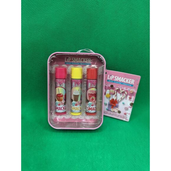 New Holiday candy lip smacker 3 with tin - Picture 1 of 3